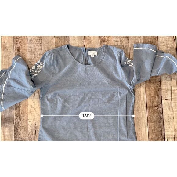 Mud Pie Chambray Blue 3/4 Embroidered Bell Sleeves Shift Dress Sz Small‎ - Picture 7 of 12